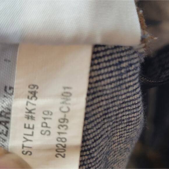 Madewell perfect vintage jean 27 Distressed High Rise Mom Jean - Picture 9 of 12